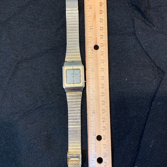 Vintage Jordache LCD Working Watch. - Picture 5 of 7